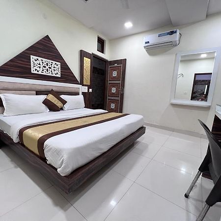 Hotel Sehmi'S Best Rest Inn Amritsar Bagian luar foto