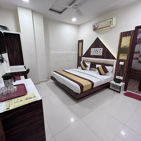 Hotel Sehmi'S Best Rest Inn Amritsar Bagian luar foto