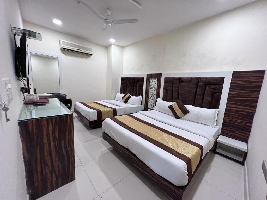 Hotel Sehmi'S Best Rest Inn Amritsar Bagian luar foto